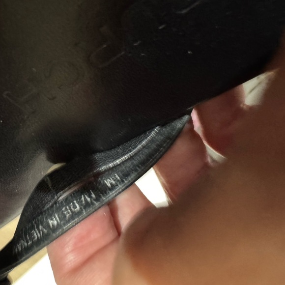 Tory Burch Miller Jeweled Crystal Leather Thong Sandals Black - Picture 10 of 10